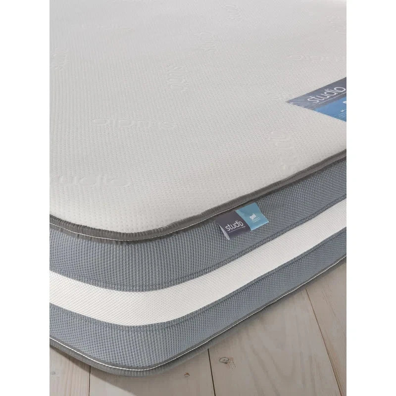 Studio Range Silentnight Studio 1000 Pocket Gel Mattress - King Size